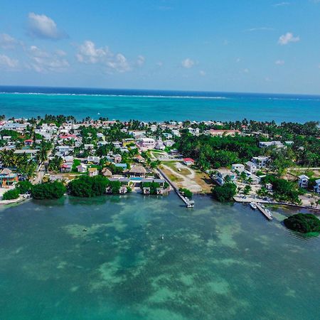 Blue Bay Cottage Caye Caulker Exteriör bild
